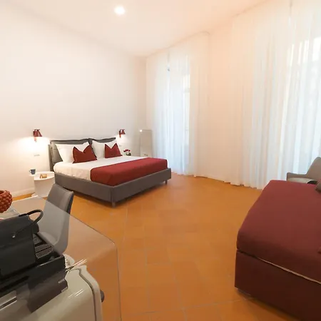 Palazzo Castriota Scanderbeg-2